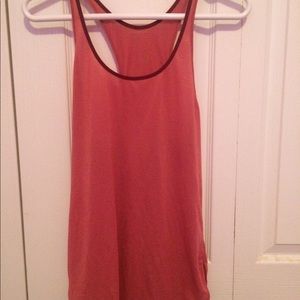 Lululemon workout tank